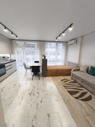 Продаю 1 км.кв.у центрі міста - фото 1