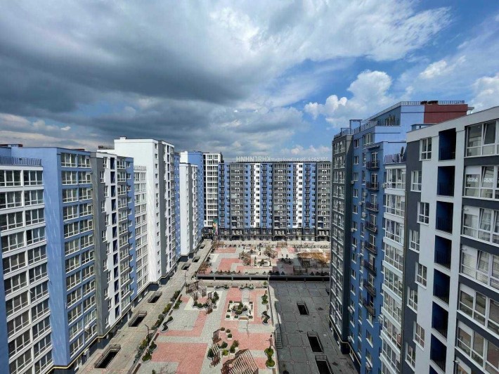 Продаж три кімнатної двох рівневої квартири в ЖК Княгинин - фото 1