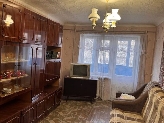 Продается 2-х комн. квартира на 173-м квартале . Кривий Ріг