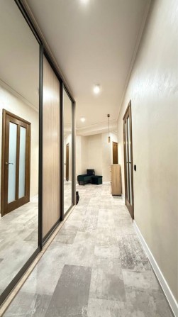 Продаж євро 3-к квартири з ремонтом в м. Буча, вул. Б. Хмельницького - фото 1