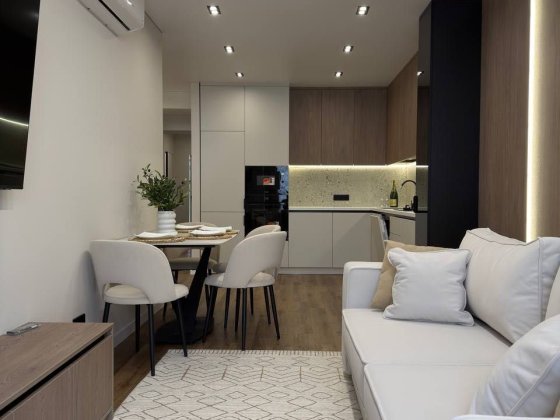 Продаж видової 2-кімнатної квартири в центрі міста Ивано-Франковск