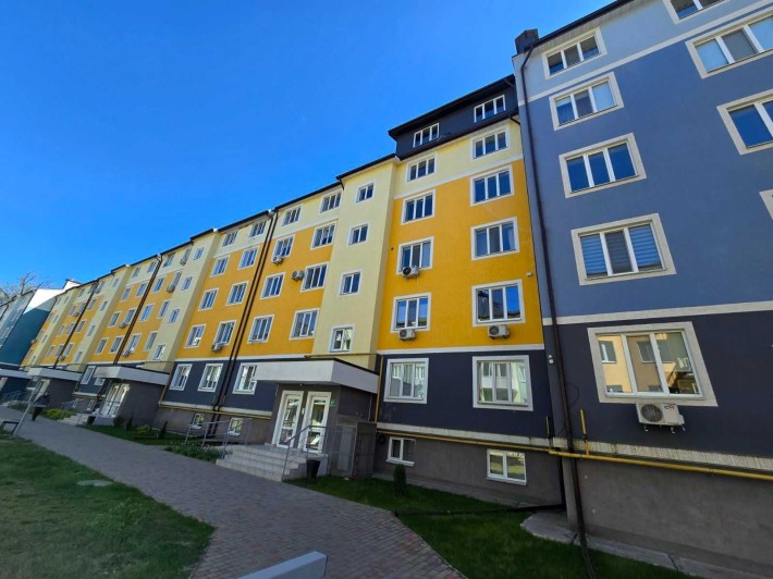 Продається квартира в чудовому житловому комплексі! - фото 1