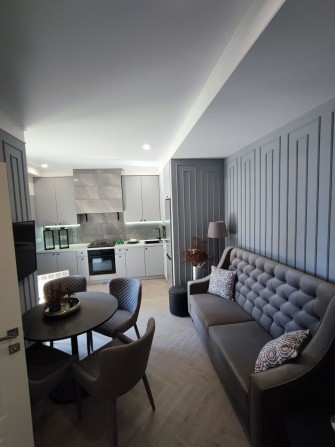 Квартира з балконом в комплексі бізнес-класу біля набережної - фото 1