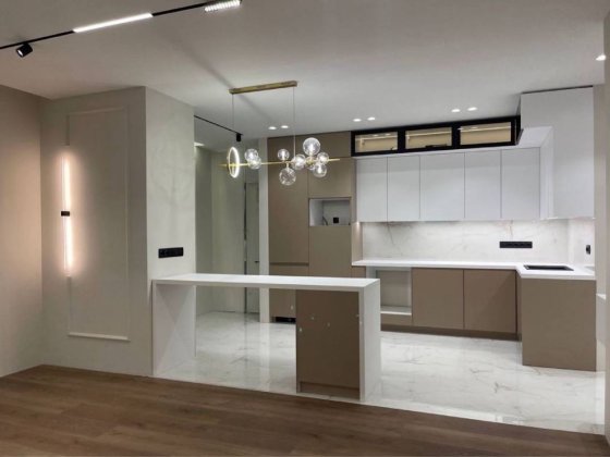 Квартира в розвиненому районі з дизайнерським ремонтом Ирпень