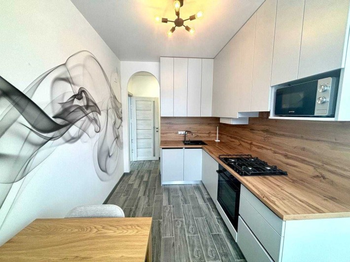 Продам ГАРНУ 1к квартиру з ремонтом, меблями. Газ. 40м2. - фото 1