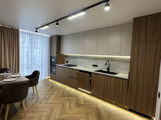 Продам стильну півторакімнатну квартиру в центрі міста по вул Бандери Ивано-Франковск