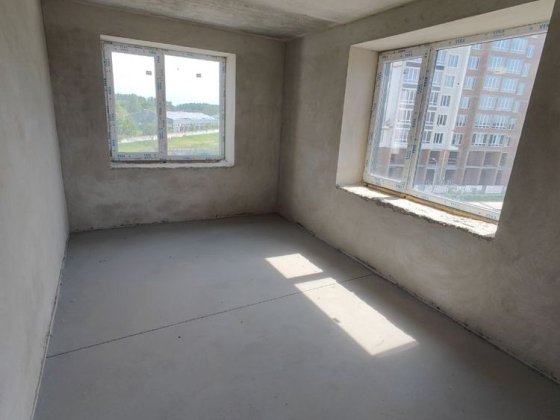 1-к біля школи! Зданий будинок! Газове опалення! Буча