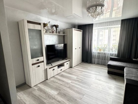 3-кімнатна квартира ремонт 66 м²  3 балкони Тролейбусна Івано-Франківськ