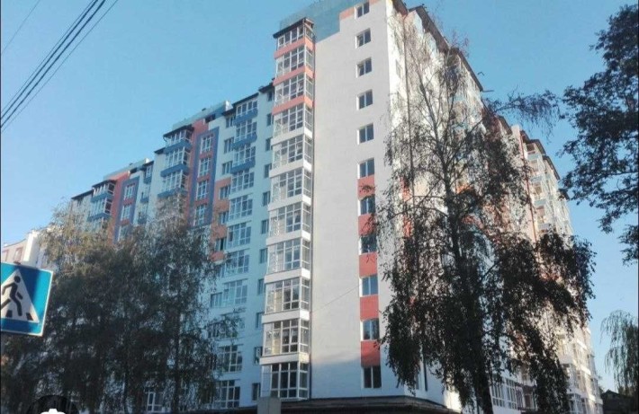 Продам ЗДАНУ 3к.квартиру в новобудові поруч з парком - фото 1