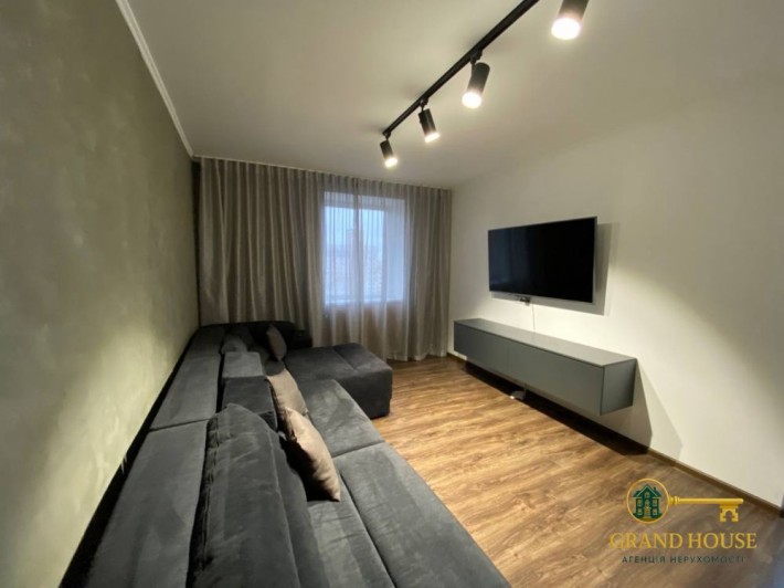 Продаж 2-кімнатної квартири в «Муравейнику» - фото 1