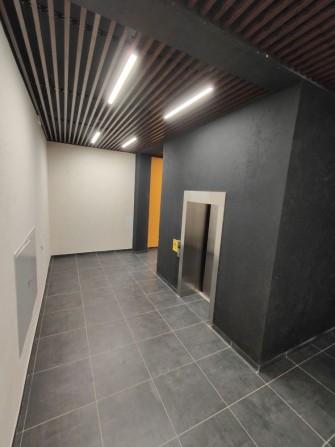 Продаж 1 к квартири без ремонту поруч ЖД - фото 1