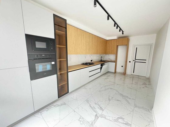 Терміново! Продаж 2 кім. квартири 8 поверх 66 м2 ЖК Комфорт Парк (ГАЗ) Ивано-Франковск