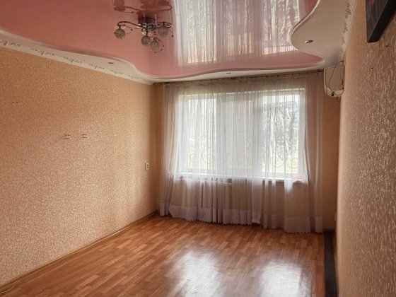 Продаж 2к квартири 41,9. кв. м на вул. Соборності 103 Кривой Рог