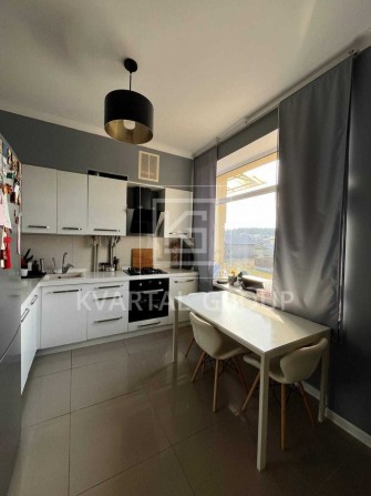 ПРодаж двокімнатної квартири з ремонтом - фото 1