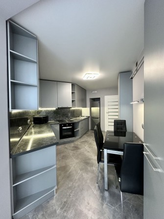 Квартира 2-кімн.з ремонтом та меблями в центрі Луцька - фото 1