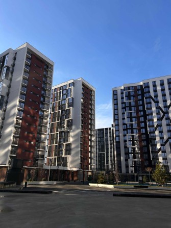 Продаж 2-кім квартири в ЖК Манхетен біля міського озера! - фото 1