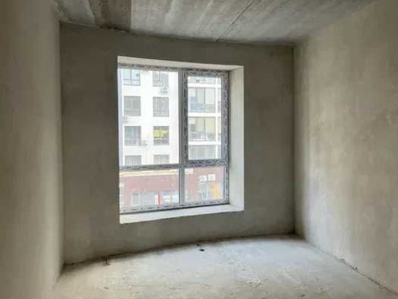 Здана.  2-кімнатна квартира в Центрі міста Ивано-Франковск