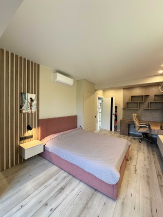 Шикарна 2 кімнатна квартира! Дорогий та якісний ремонт! Ірпінь! - фото 1