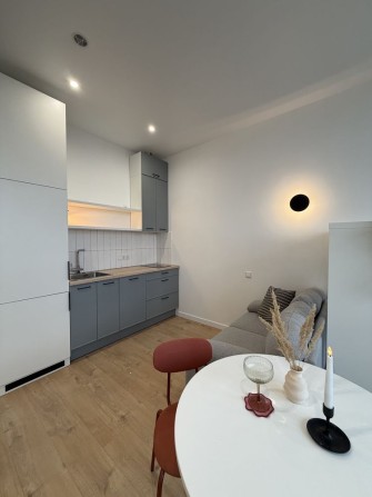 Продам квартиру з дизайнерським ремонтом у ЖК Синергія Сіті! - фото 1