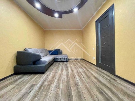 Продаж  чудової 2к квартири по вул. Чарівна (8 лікарня) Кривий Ріг