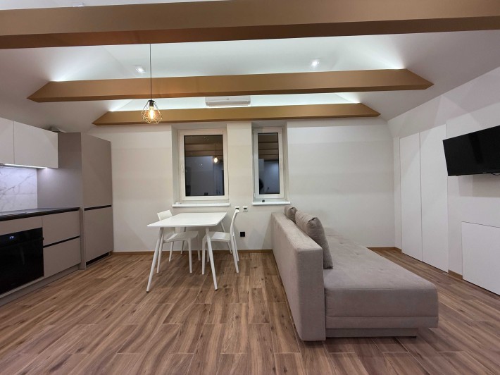 Студія з новим ремонтом! Повністю всім укомлектована! Без комісії! - фото 1