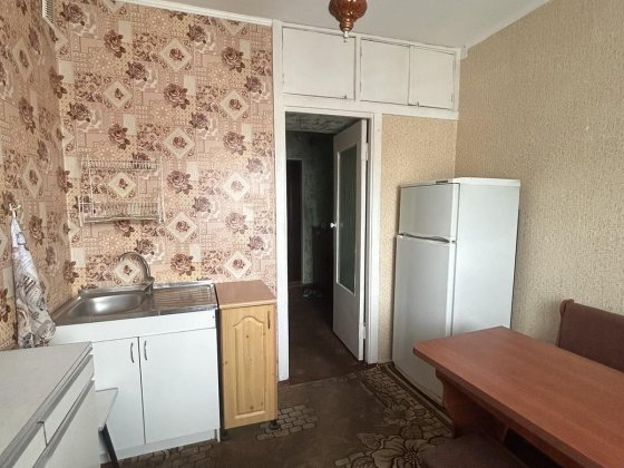 1к квартира 35м2 кімната 17м2 жилий стан по вул. Героїв України Полтава