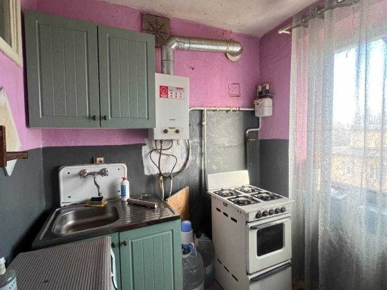 Продам 3 кімнатну квартиру по вулиці Сепана Тільги, 73 Кривий Ріг