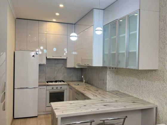 Продам однокімнатну квартиру з терасою Ровно