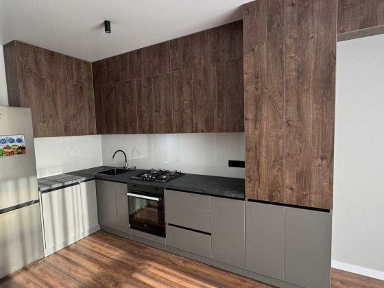 Продам однокімнатну квартиру з ремонтом! ЖК "На Щасливому"!! Ровно