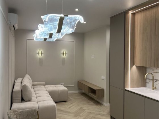 Продаж євротрикімнатноі квартири 63 м2! Кухня-студія 22 м2! Дизайнер! Ірпінь