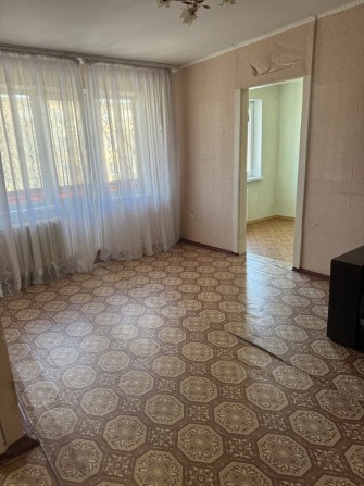 Продаж 2 кімнатноі квартири Покровський район, 44 квартал. - фото 1