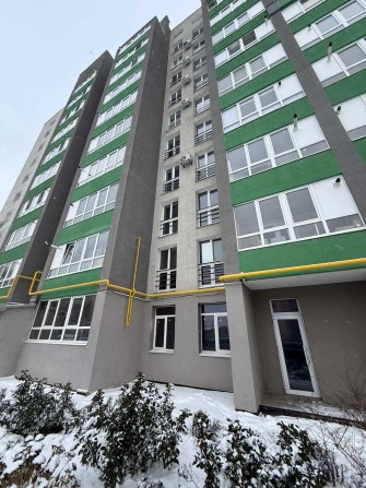 Мотель! Простора квартира в новобудові! - фото 1