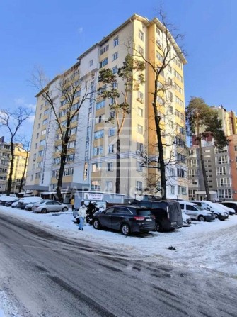 Дворівнева квартира в центрі з частковим ремонтом. Мін. оформлення! - фото 1