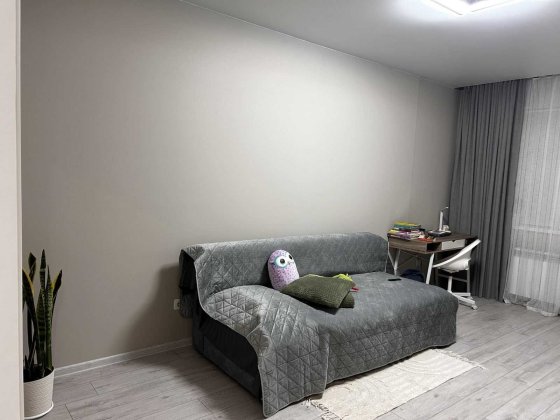 Однокімнатна з ремонтом. Новобудова. Індивідуальне опалення. Полтава