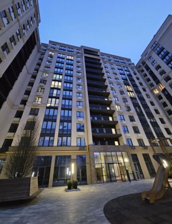 Однокімнатна в жк Центральний, з видом на парк - фото 1