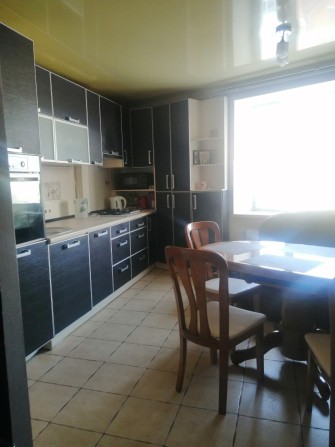 Продаж 2 кімнатної квартири,вул. Нижньосироватська - фото 1