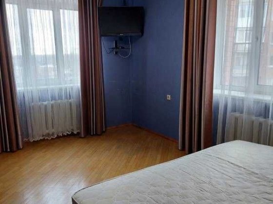 Продаж 2-кімнатної квартири на Подолі в новому будинку. Полтава