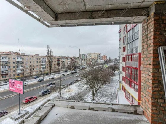 Трикімнатна квартира з панорамою та тишею Полтава