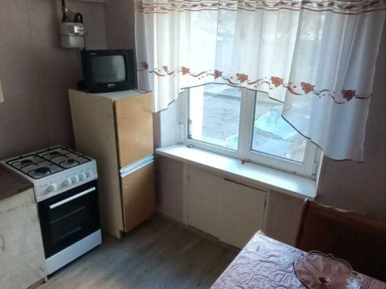 Продам 1 кімнатну квартиру вулиця Спаська Кривой Рог