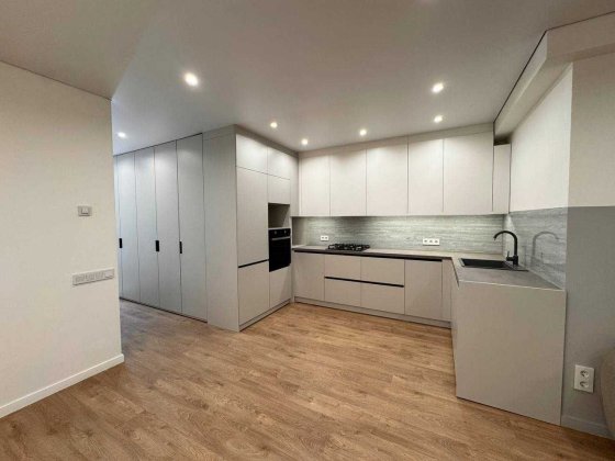 2 спальнева квартира з власною терассою Ровно