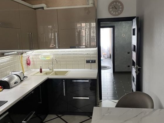 Дуже крута двохкімнатна квартира з новим ремонтом. Ирпень