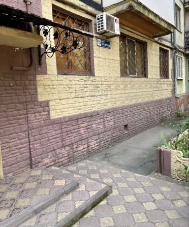 Продажа 3-х комн.  квартиры . Под бизнес - фото 1