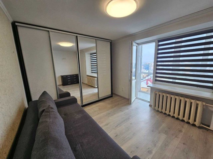 Класна 2-кімнатна квартира з видом на озеро, майдан Перемоги - фото 1