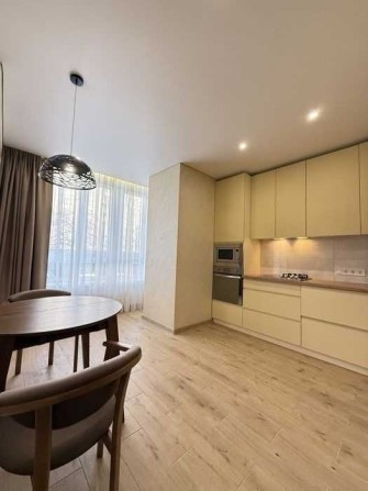 Продаж 1к квартири в новобудові  по кільцю 47 м2  2 поверх - фото 1