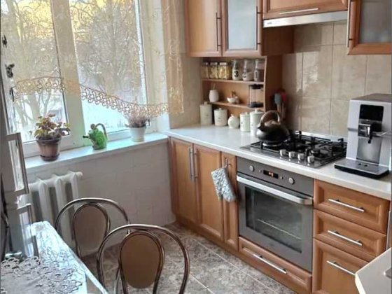√ Продається 2 кімнатна квартира поруч АВТОВОКЗАЛУ Ровно