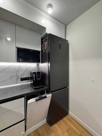 Терміновий продаж просторої 1к.квартири - фото 1