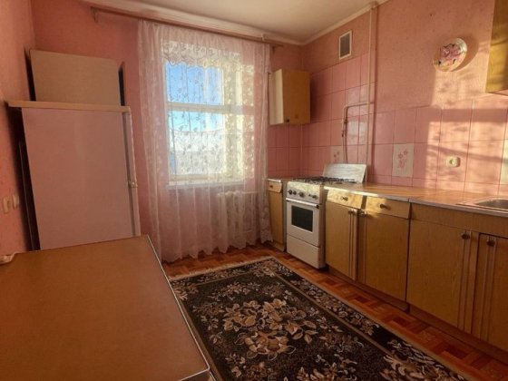 Продаж 3-кімнатної квартири Ровно