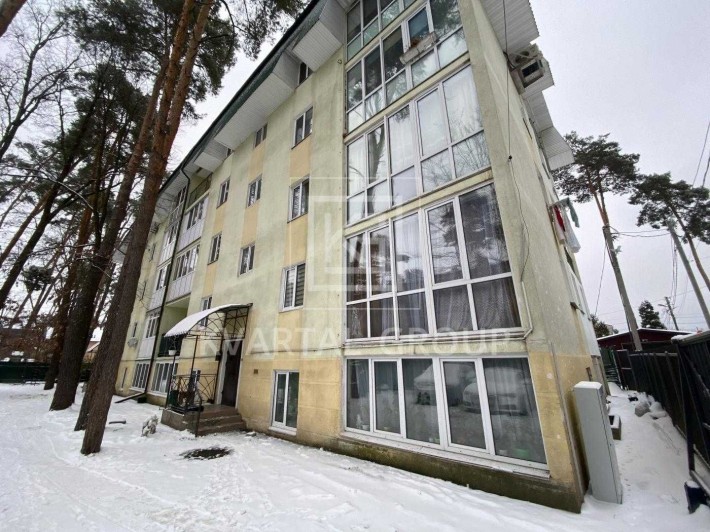 Продаж 2 кімнатної квартири під ремонт з мінімальним оформленням - фото 1