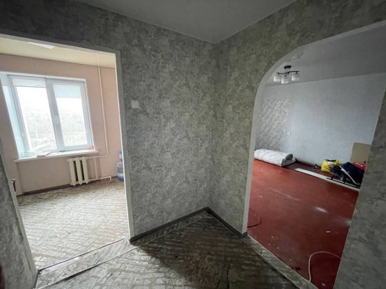 Продам 1 кімнатну квартиру Кривой Рог