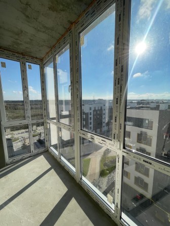 Однокімнатна квартира в готовому будинку з балконом , газ! Без комісії - фото 1